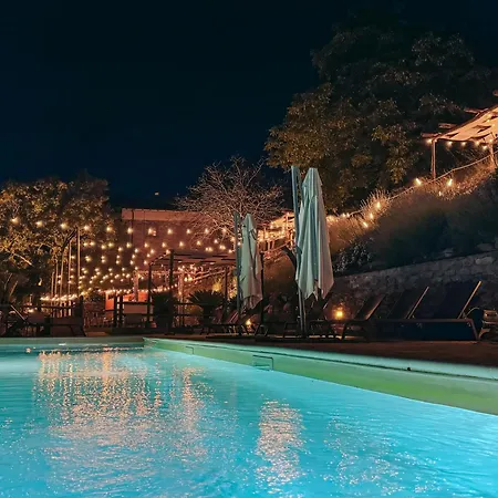 Vakantieboerderij Agriturismo Casa Turchetti -Nature & Pool & Relax Tra Lunigiana, Nord Toscana E Cinque Terre Comano (Tuscany)