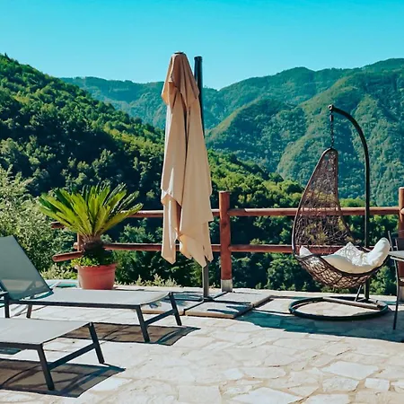 Agriturismo Casa Turchetti -Nature & Pool & Relax Tra Lunigiana, Nord Toscana E Cinque Terre *