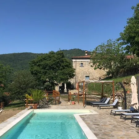 Casa Turchetti Comano (Tuscany)