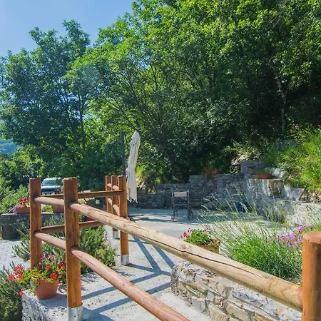 Casa Turchetti * Comano (Tuscany)